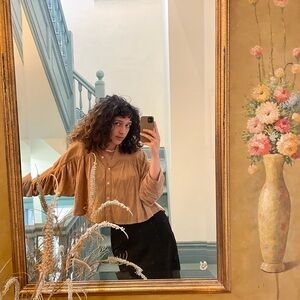 Blue Anemone Fawn Linen Blouse